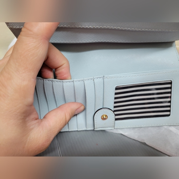 Kate Spade Pale Blue Leather Cameron Street Eliza Wristlet/Wallet - Picture 3 of 4